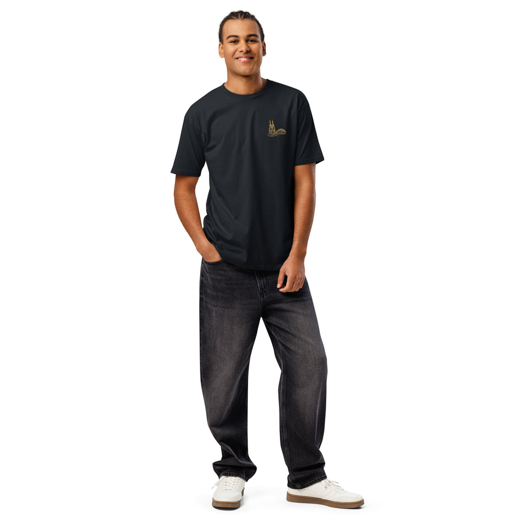 Product mockupMen's Premium T-Shirt in Navy Blazer - Front View with Gold Köln Logo